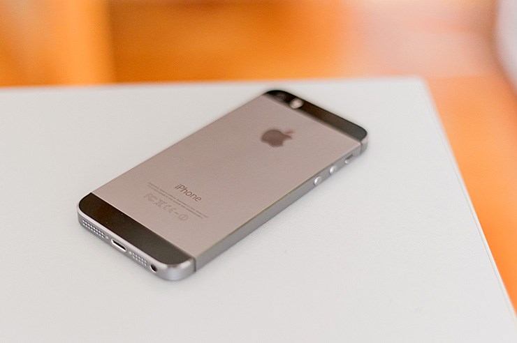 Apple iPhone 5S (4).jpg